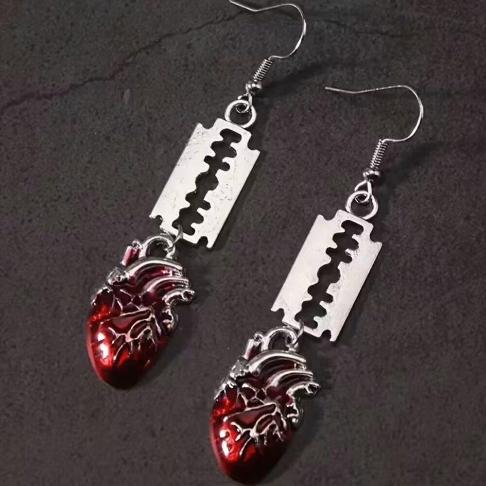 Silver Razor Blade Earrings with Red Hearts Z2